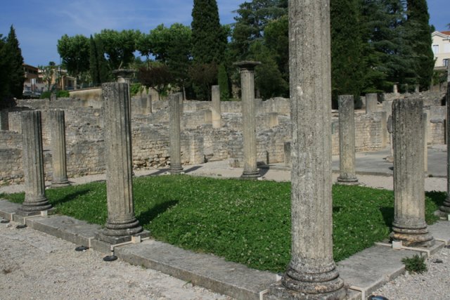 Die römischen Ausgrabungen in Vaison-la-Romaine