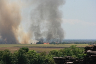 Buschbrand beim Ubirr Rock