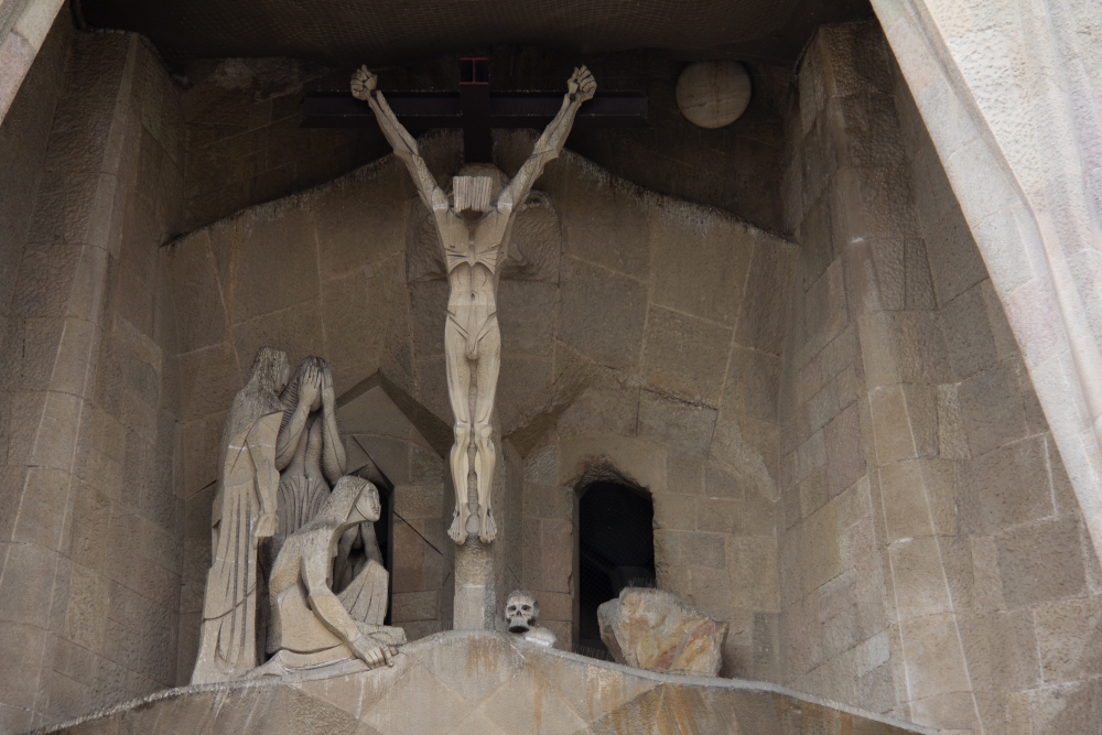 Impressionen der Außenfassade der Sagrada Família