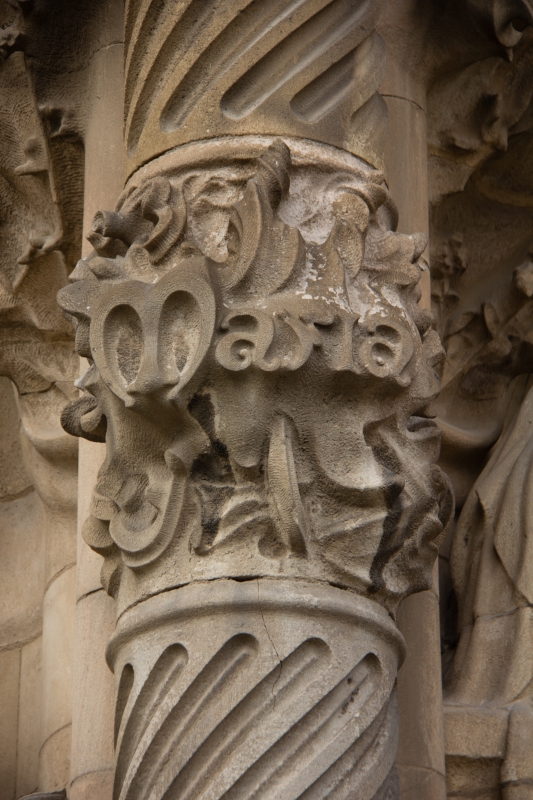 Impressionen der Außenfassade der Sagrada Família