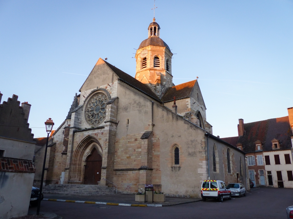 Die Kirche  Saint Martin von Seurre