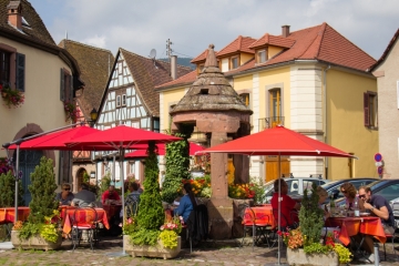 Zipfelmützenbrunnen in Kientzheim