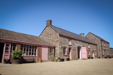 Hamptonne Country Life Museum