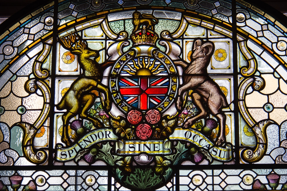 Glasfenster mit Wappen von British Columbia