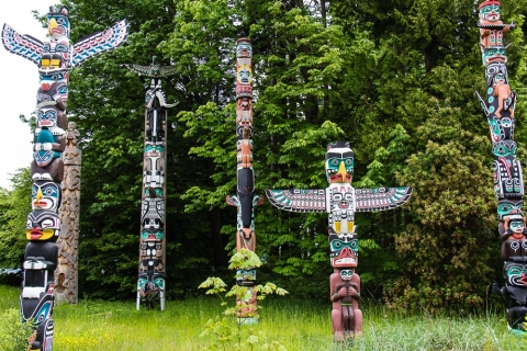 Totem-Pfähle im Stanley Park
