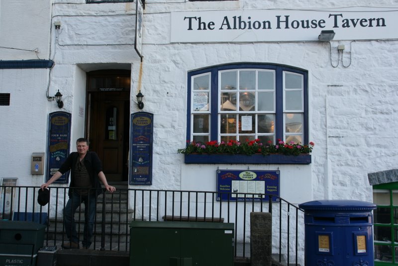Pub 'The Albion House Tavern' - steht sogar im Guiness Buch der Rekorde