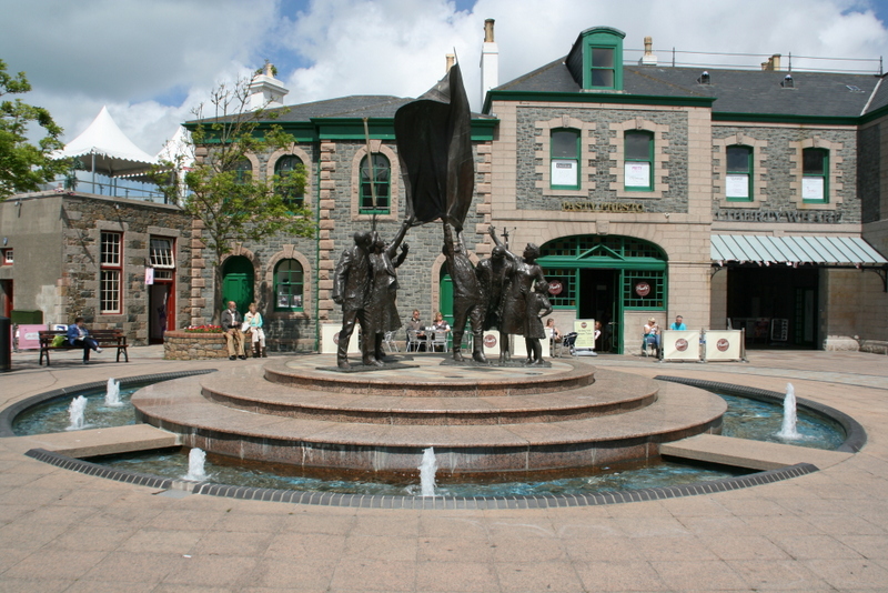 Liberation Place in St. Helier mit dem Freiheitsdenkmal