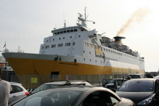 Anreise mit der Fähre von Livorno