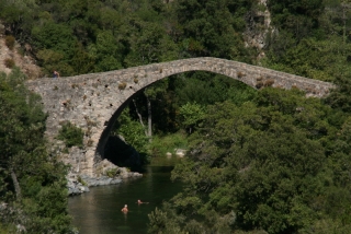 Genuesische Brücke bei Ota
