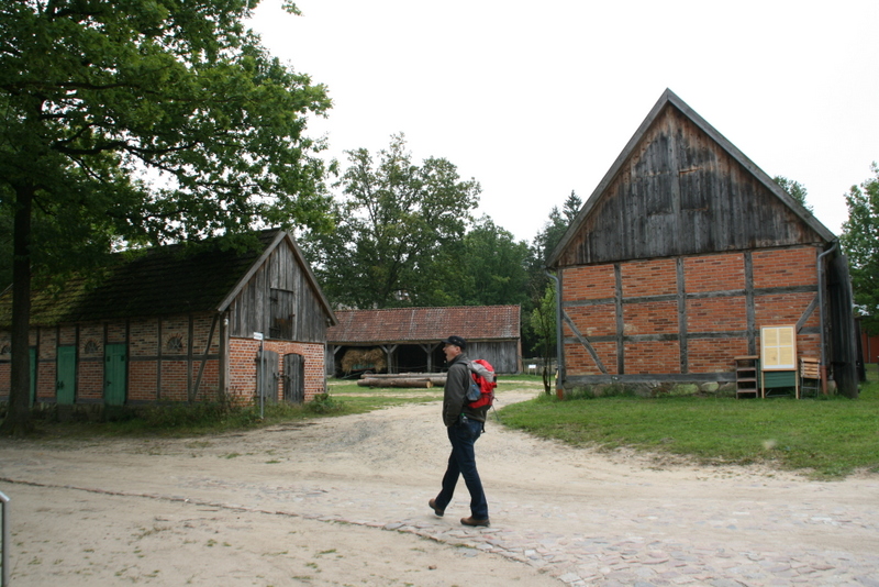 Alte Häuser im Museumsdorf Hössering