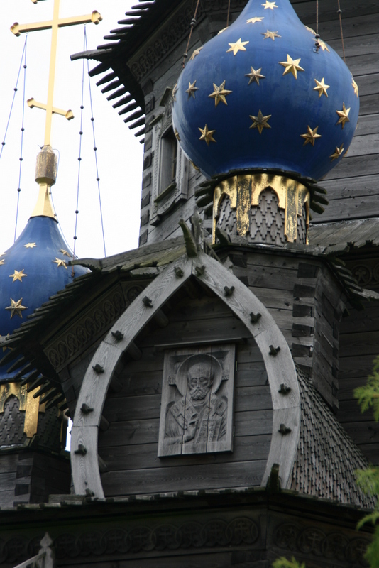 Die russisch-orthodoxe Holzkirche des Heiligen Nikolaus in Gifhorn