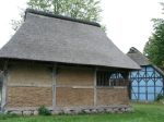 Alte Häuser im Museumsdorf Hössering