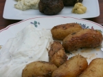 neue Heidkartoffeln mit Schmand und Schnucken-Klöpse