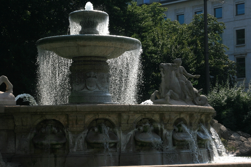 Wittelsbacher Brunnen in München