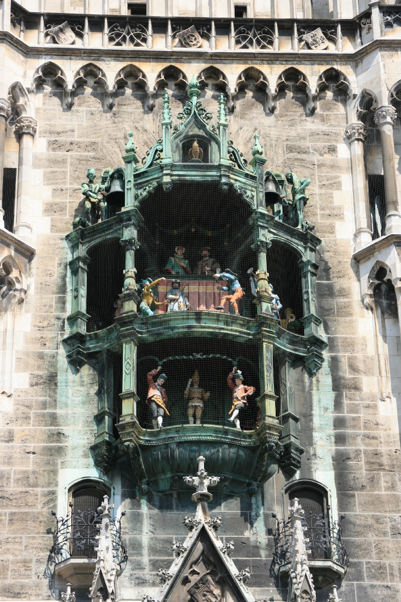 Glockenspiel im neuen Rathaus