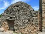 Steinhütte im Village des Bories