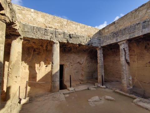 Felsengrab in Neo Paphos